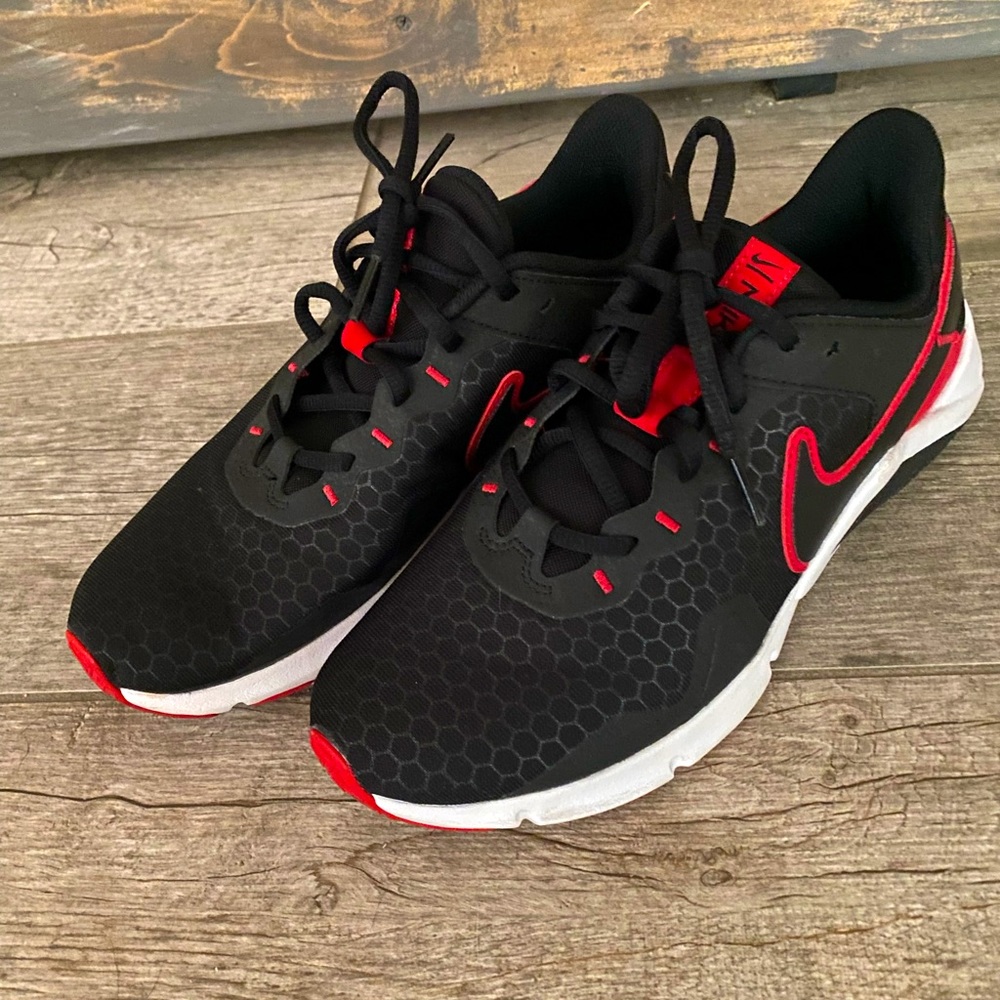 Nike Legend 2 men’s red black athletic shoes